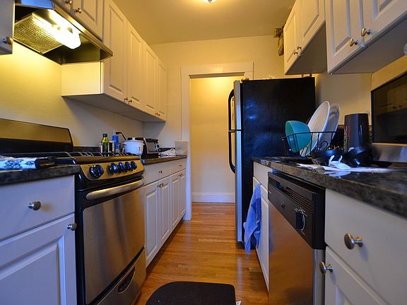 2nd image of 28 Quint Ave APT 21G