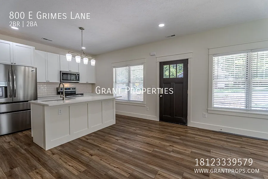 2 bed, 830 sqft, $2,050 — Photo 3