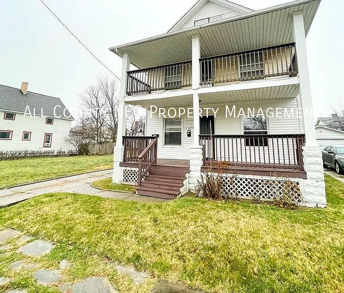 13305 Durkee Ave #DOWN — Photo 1