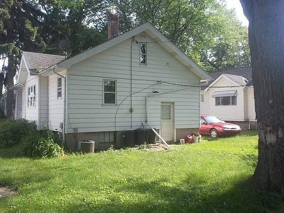 3rd image of 1914 Vermont St