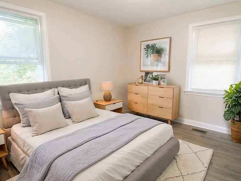 89 Clarendon Ave — Photo 31