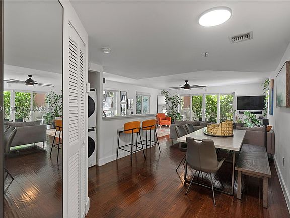 2nd image of 1005 8th St APT 206