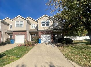 8814 Timber Creek Ln, Liberty, MO 64068