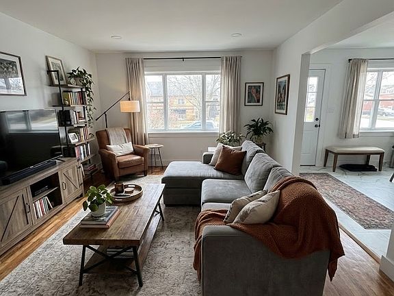 5th image of 504 Adams Ln #20F