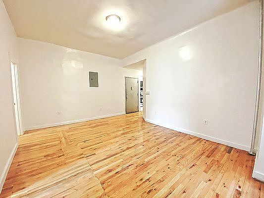 3rd image of 1570 Eastern Pkwy #1F