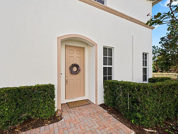 5th image of 4581 Tara Cove Way Way