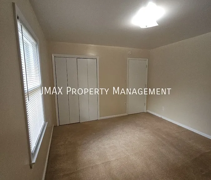2411 Colonial Ave SW #2411 COLONIAL AVE — Photo 7
