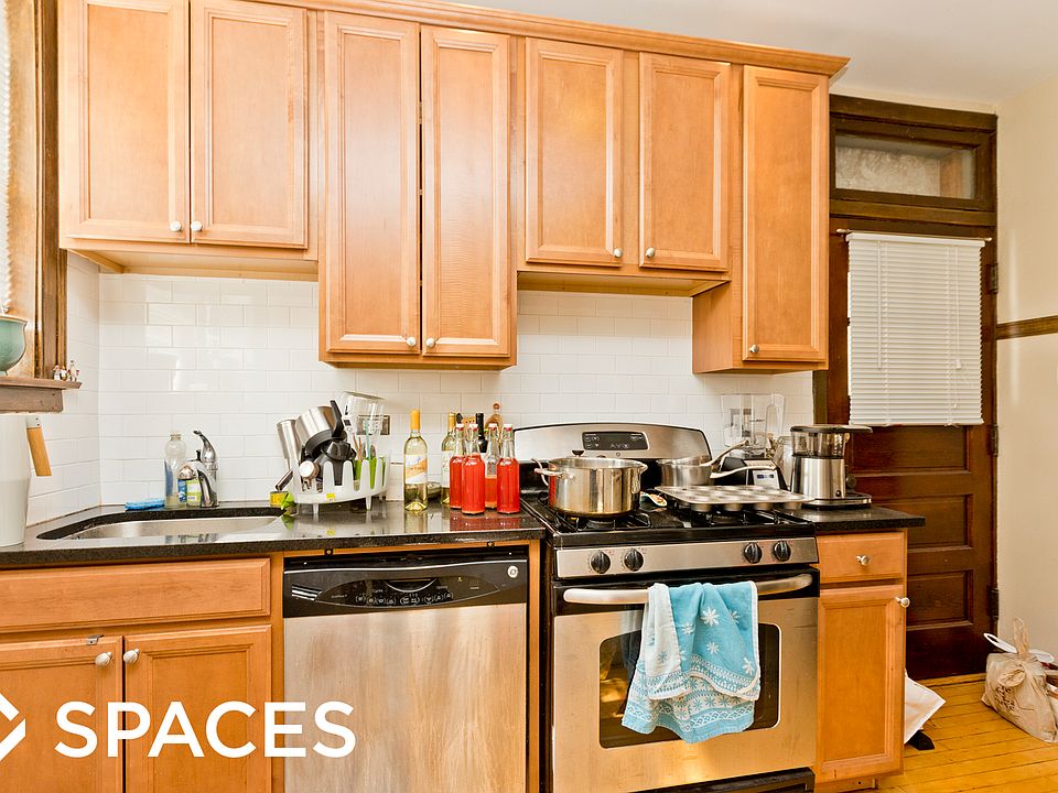 1st image of 3126 N Spaulding Ave APT 3W