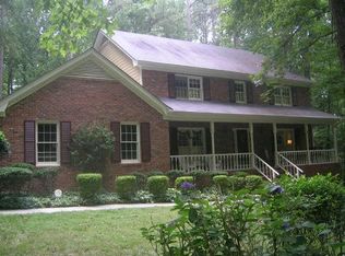 5894 Hammersmith Rd, Stone Mountain, GA 30087