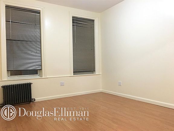 5th image of 2111 78th St APT 1R
