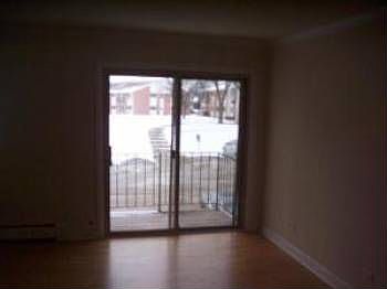 4th image of 659 E Fullerton Ave APT 202