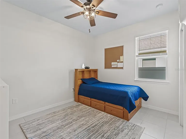 7206 SW 60th Ln — Photo 29