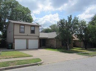 7604 Cedarhill Rd, Watauga, TX 76148