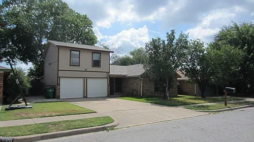 7604 Cedarhill Rd Photo 1