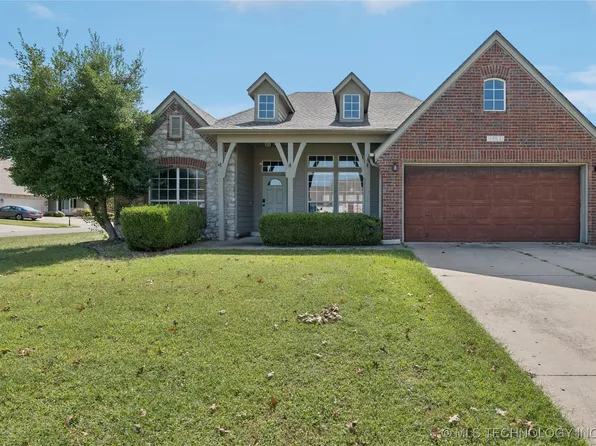 19932 E 44th Pl S, Broken Arrow, OK 74014