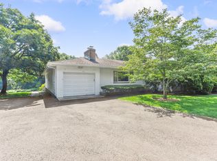 883 Stillwater Rd, Stamford, CT 06902