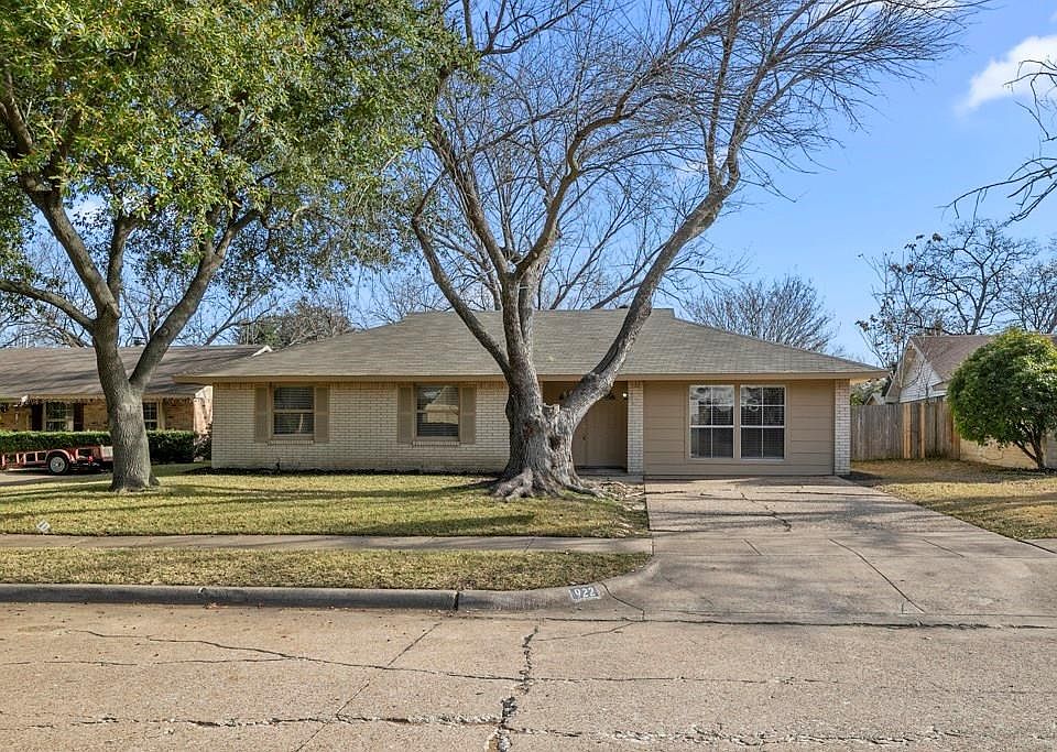 1st image of 922 Rockledge Dr