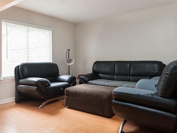5th image of 12525 Newbrook Dr