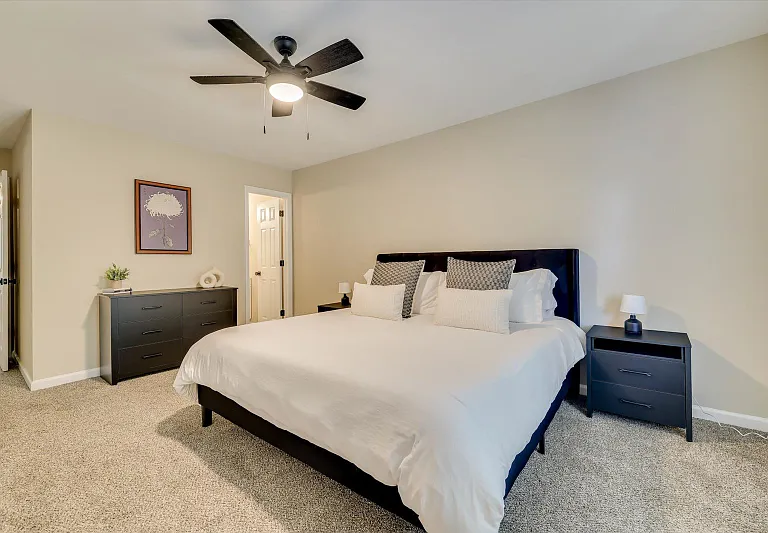 4467 Belair Dr #4 — Photo 16
