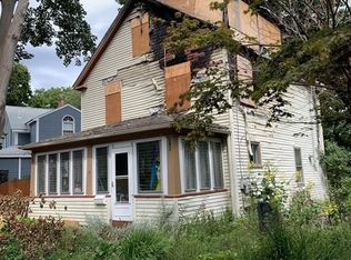 14 Walcott St, Maynard, MA 01754