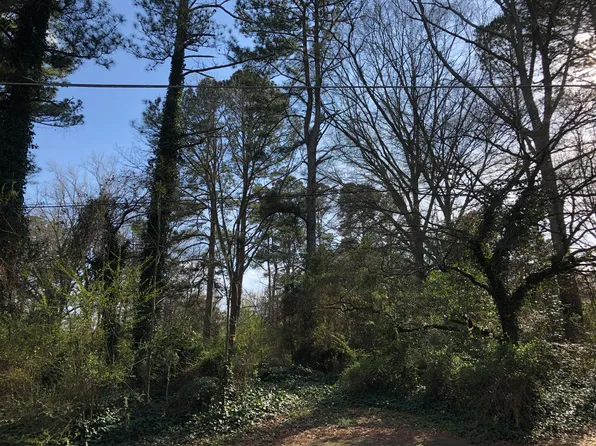 654 Rountree Rd, Riverdale, GA 30274