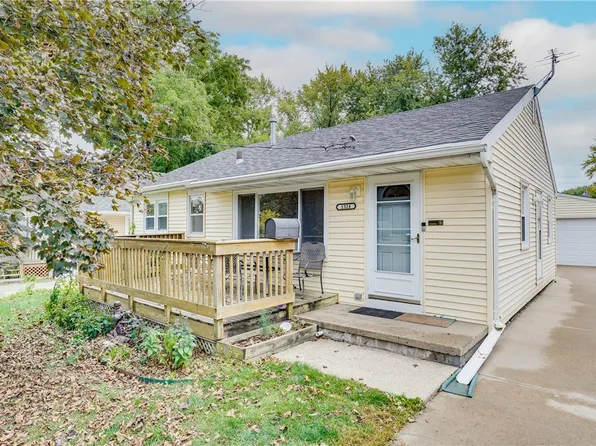 1324 Carrie Ave, Des Moines, IA 50315