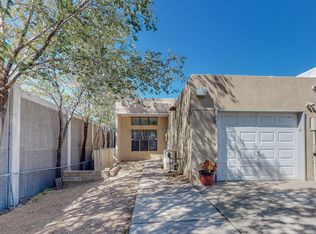 101 Canyon View Ct NE, Albuquerque, NM 87123