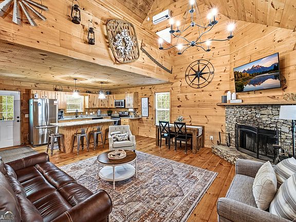 2nd image of 80 Windchase Ln