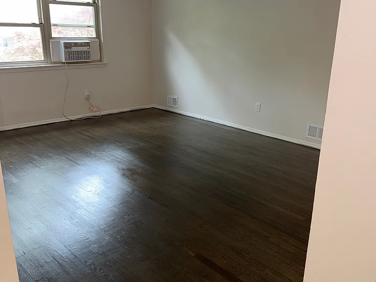 311 Jefferson Ave #2 — Photo 4