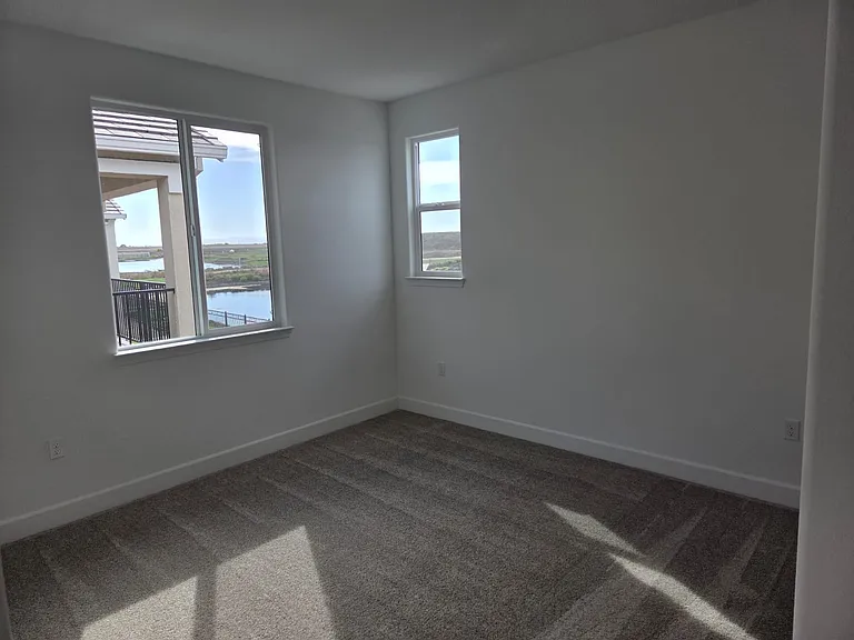 10325 Lubec Dr — Photo 7