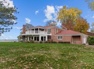 918 W 6th St, Red Wing, MN 55066