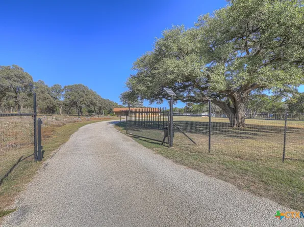 1080 Forest Trl, New Braunfels, TX 78132