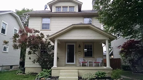 28 Triangle Ave Photo 1