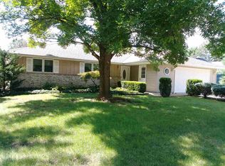 1250 E Sycamore St, Canton, IL 61520