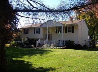 37 Deer Hill Rd, Lebanon, NJ 08833