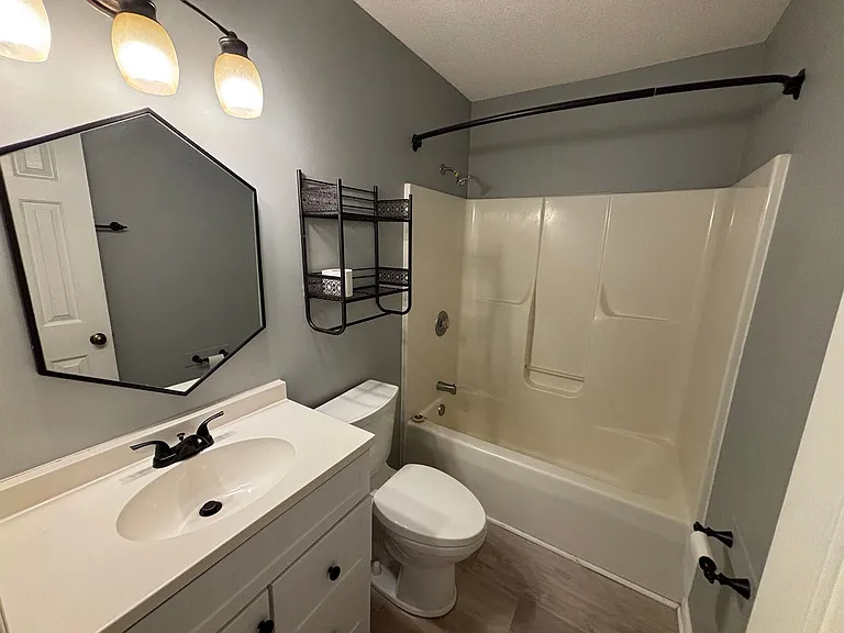 5405 Beretta Way — Photo 31