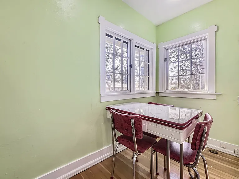 720 Josephine St — Photo 14