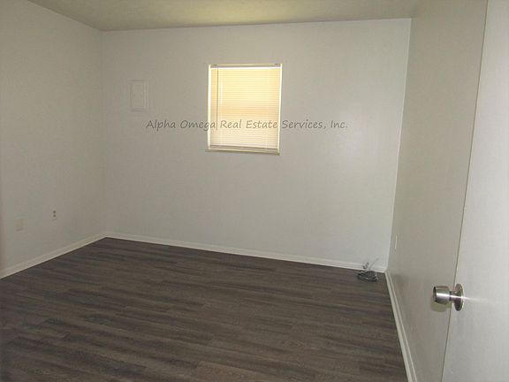 2nd image of 1190 Lois Ln #7