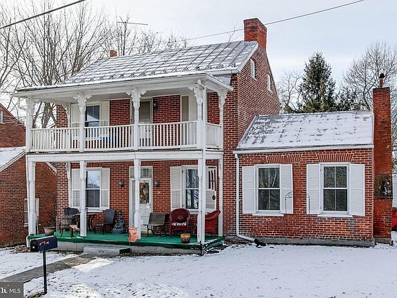 2nd image of 94 Taylor St