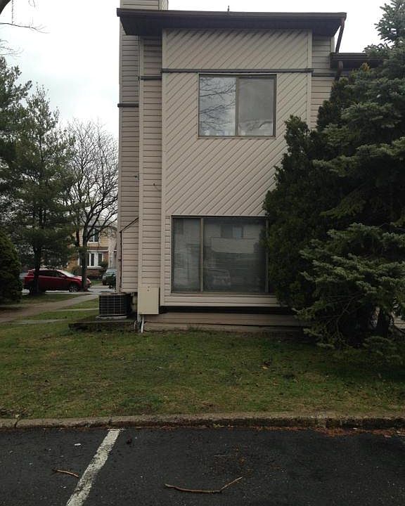 530 Lisk Ave, Staten Island, NY 10303 Zillow