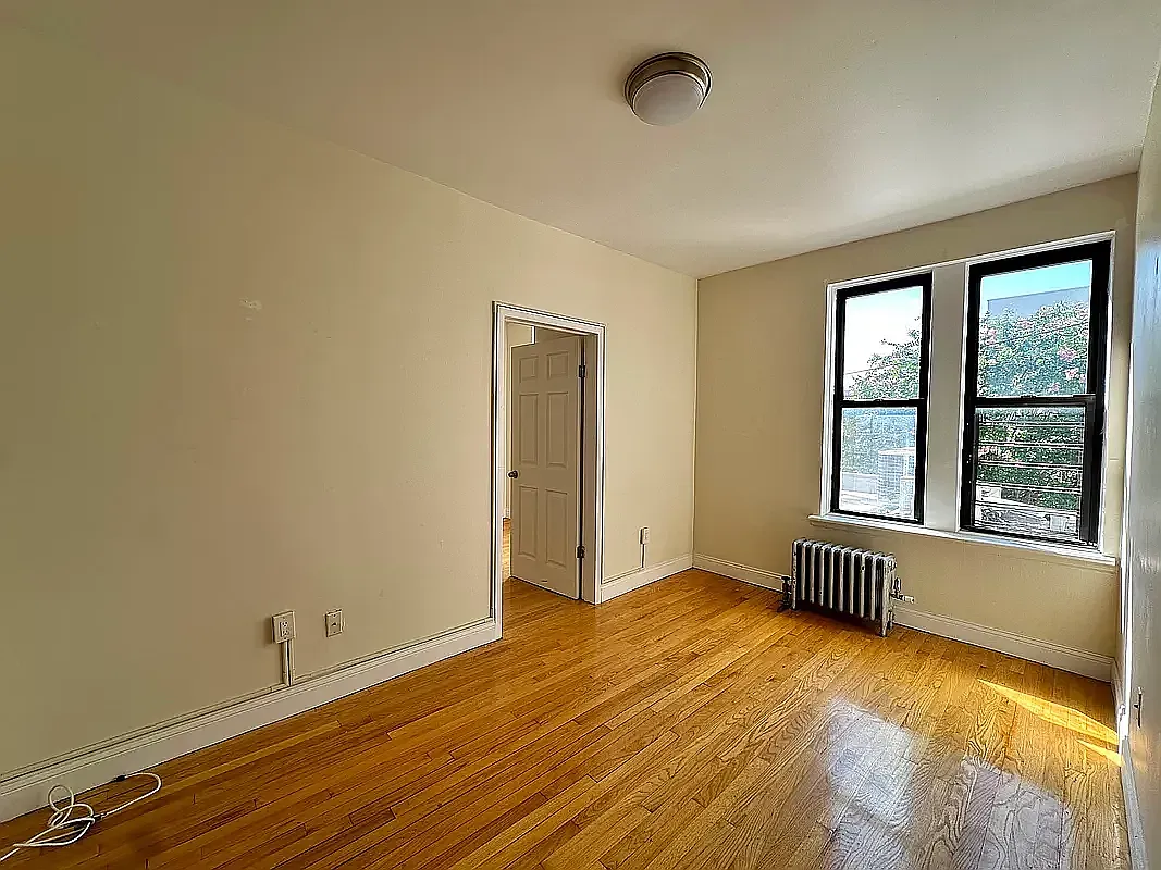 280 14th Street — Photo 3