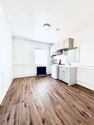 2341 York Ave #33 Photo 1