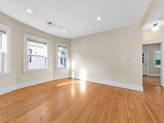 5th image of 303 Alewife Brook Pkwy #2