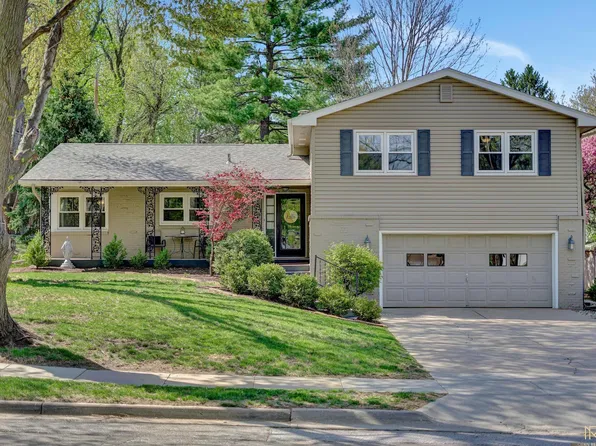 3411 Calvert St, Lincoln, NE 68506
