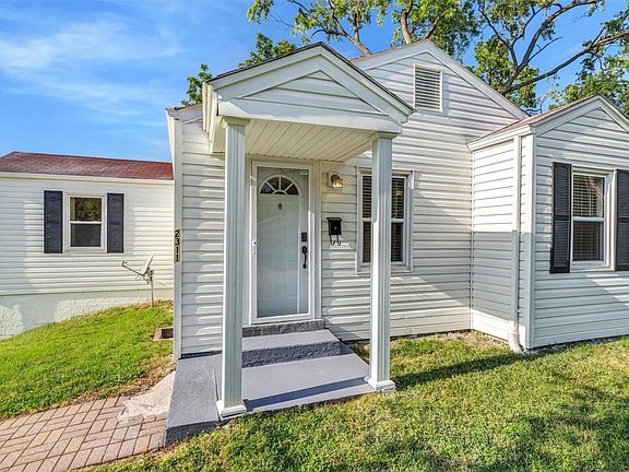 2nd image of 2311 Gardner Dr