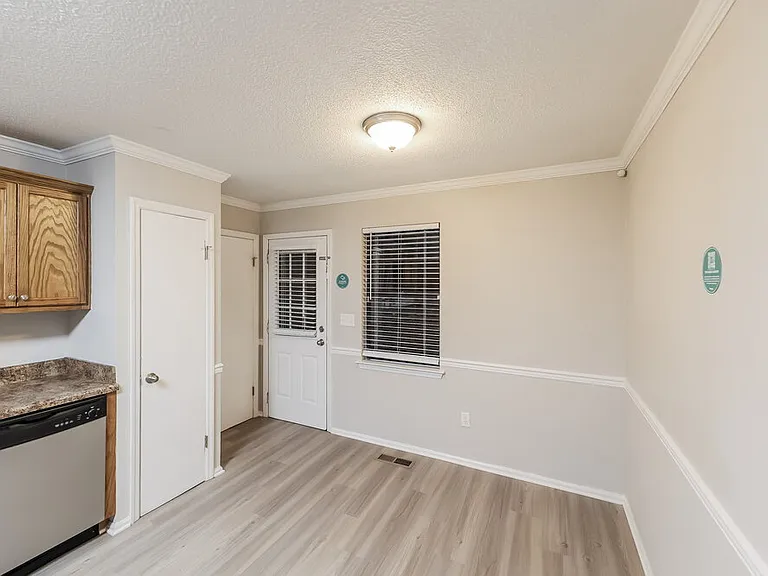 5808 Christon Cir — Photo 7