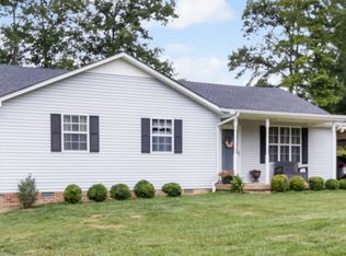 1114 Turnbull Rd, White Bluff, TN 37187
