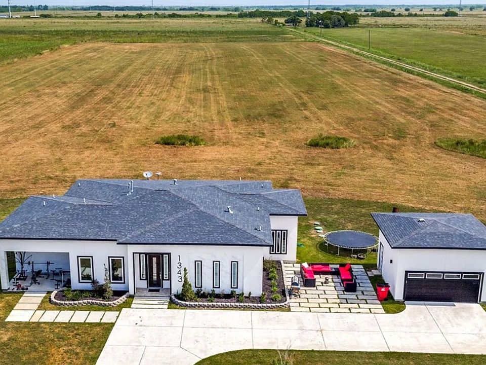 1343 County Road 21, Damon, TX 77430 Zillow