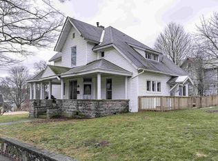 212 S Superior St, Angola, IN 46703