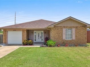 304 W Louisiana State Dr, Kenner, LA 70065